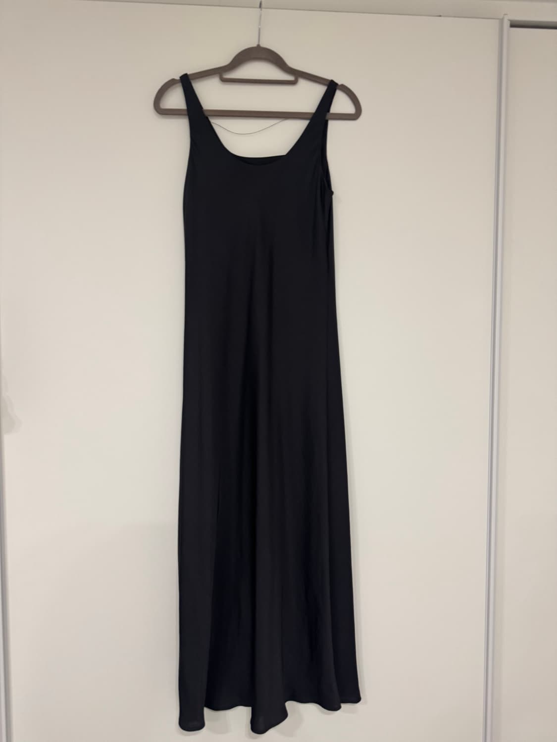 새상품) le17septembre 새틴 롱 드레스 원피스 (택있음) 상품이미지3