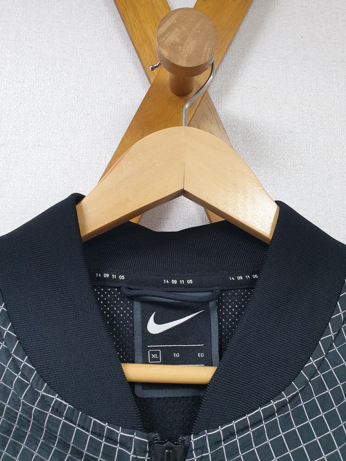 [xl/105] 나이키 테크팩 그리드 바람막이 봄버자켓 상품이미지3