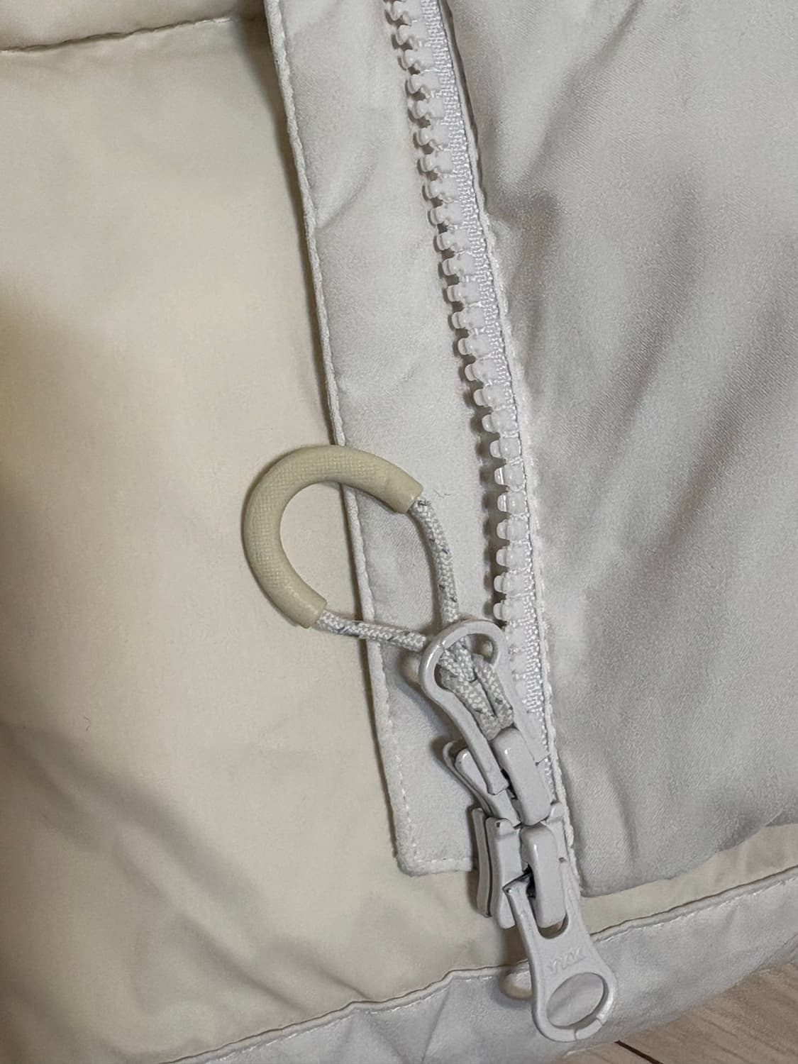 디스커버리 DWDJ64061D 아이보리 90 상품이미지8