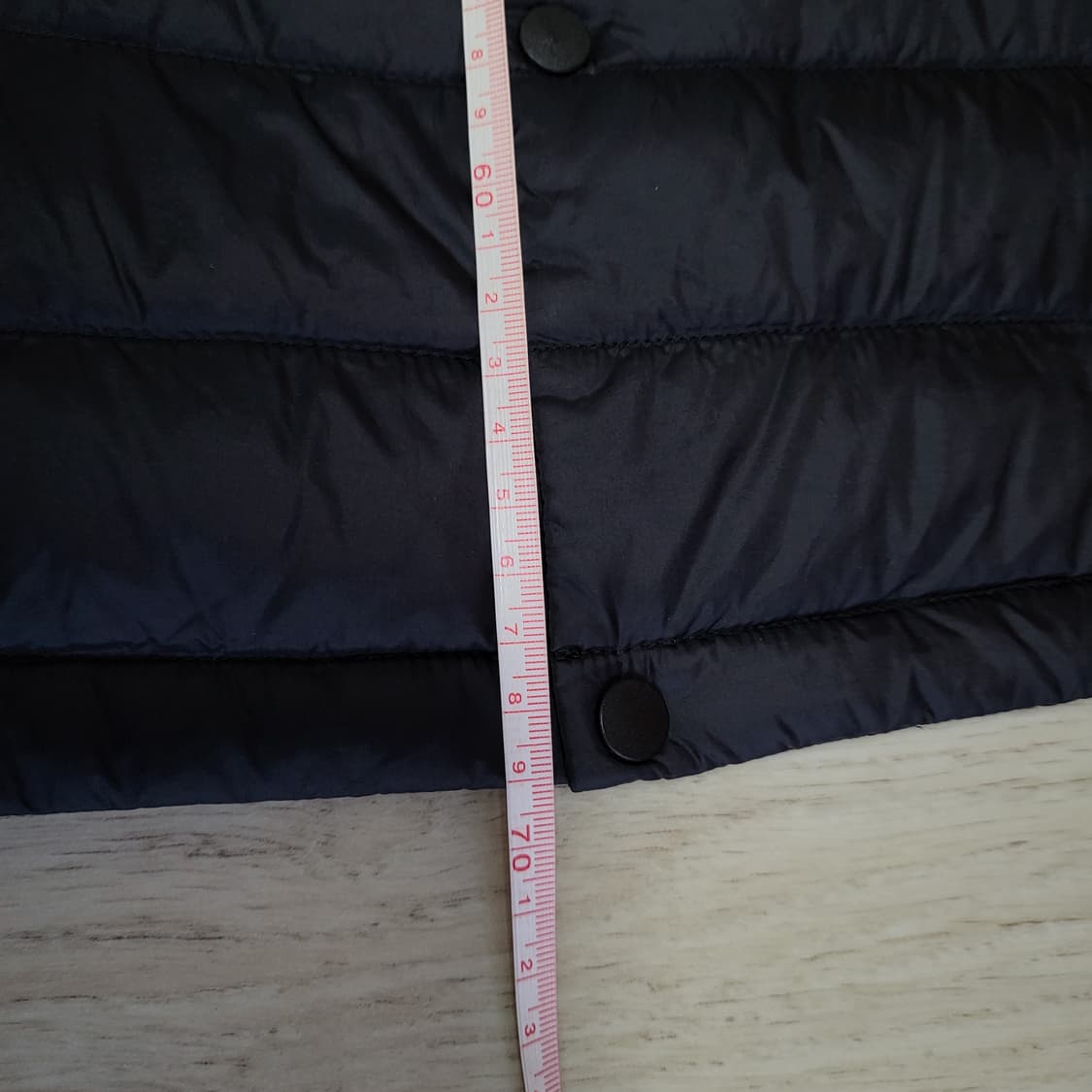 유니클로 구스다운 초경량패딩조끼 100-105 거위털 상품이미지9