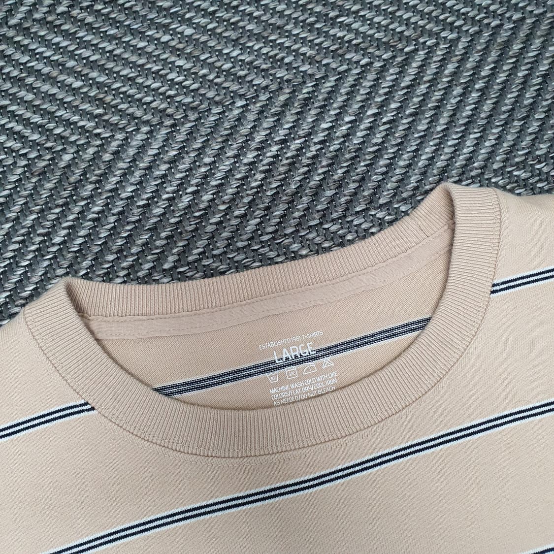 지오다노 긴소매 면티 남자105 (2벌가격) 상품이미지2