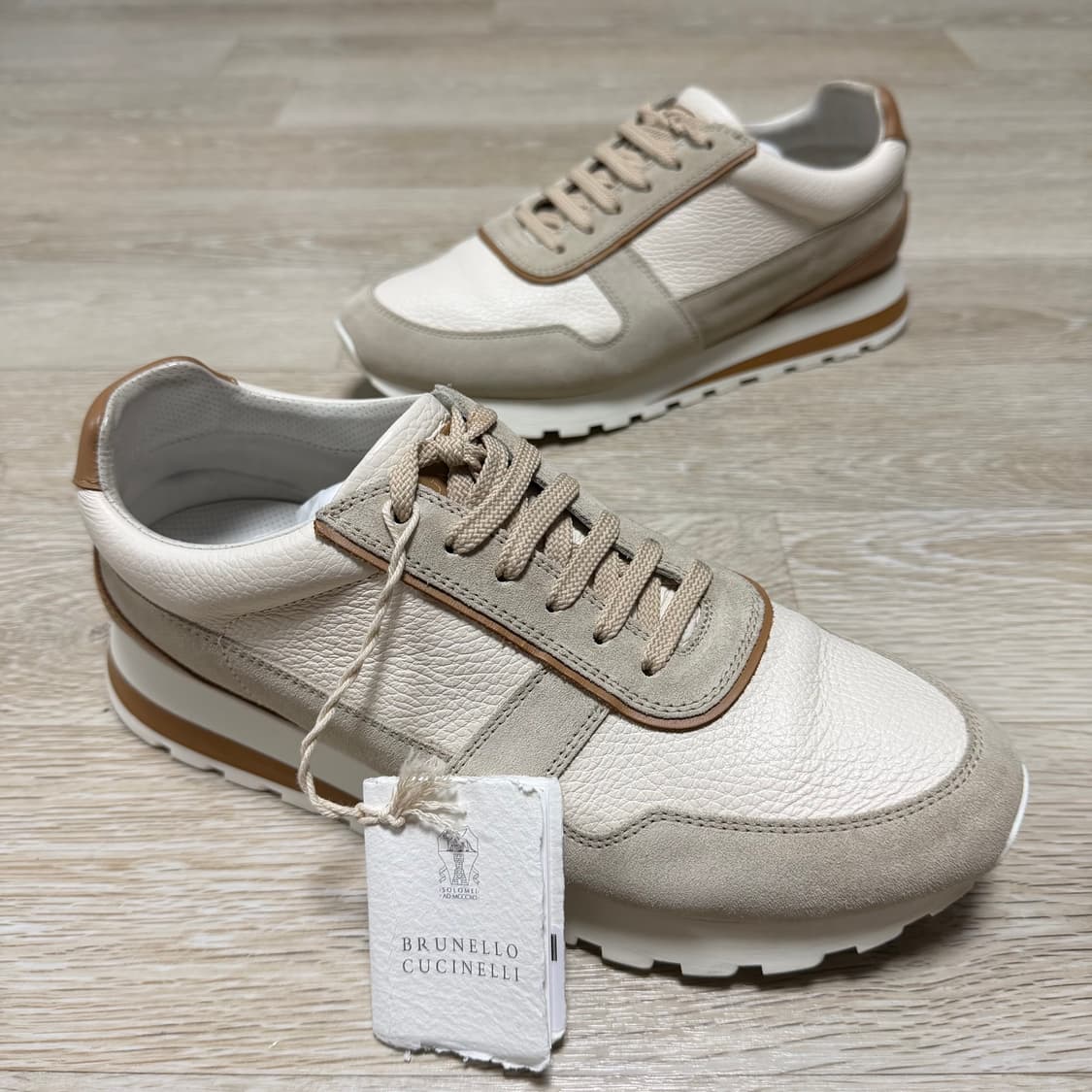 [S급/42] 브루넬로 쿠치넬리 스웨이드 스니커즈 아이보리 상품이미지2
