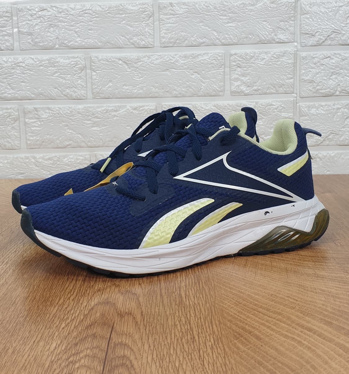 [250]리복 운동화 상품이미지1