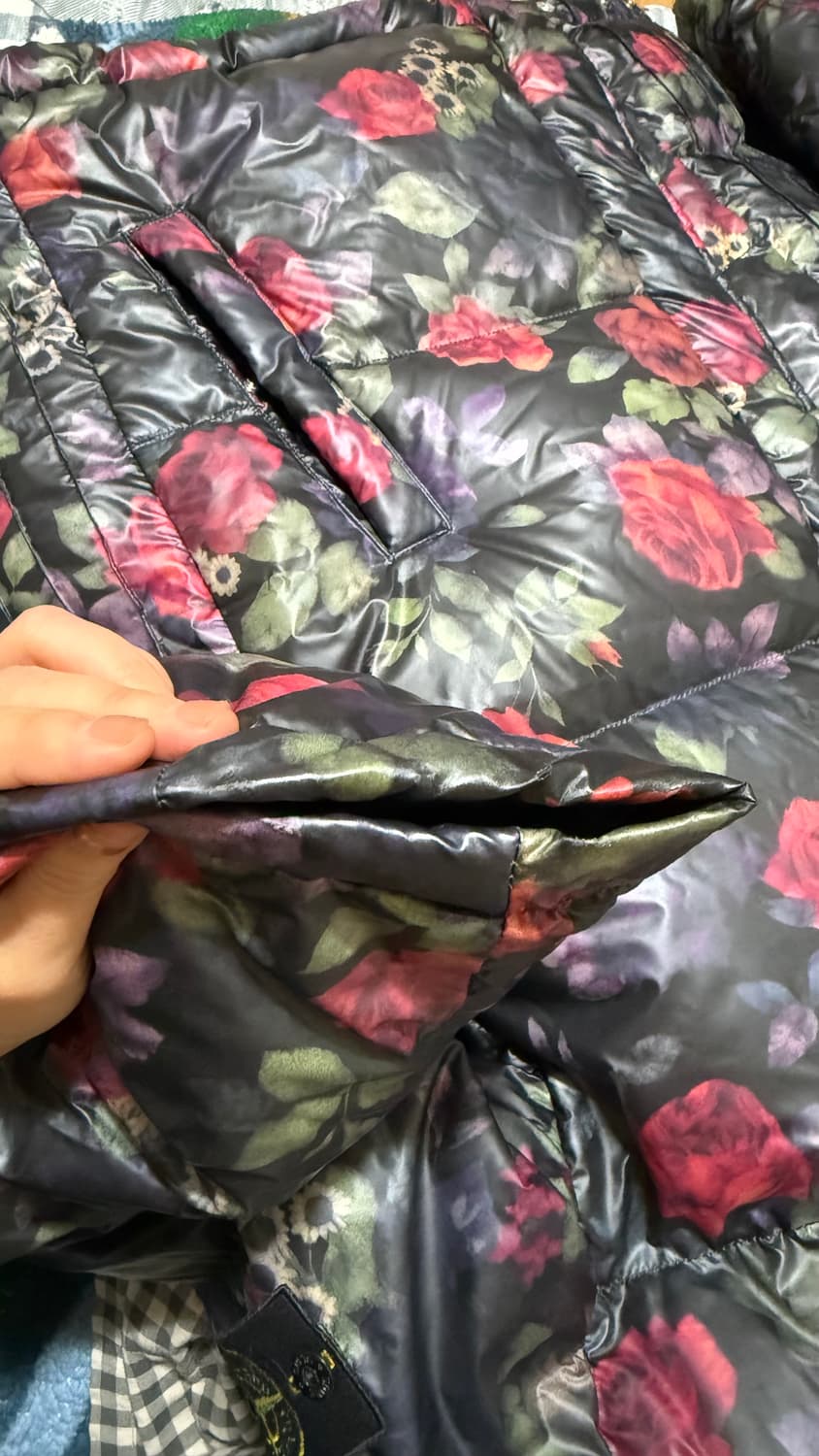 슈프림 × 스톤아일랜드 플라워 패딩 상품이미지9