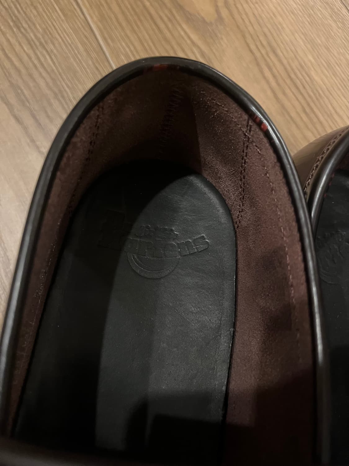 닥터마틴 아드리안 체리 9사이즈 상품이미지8