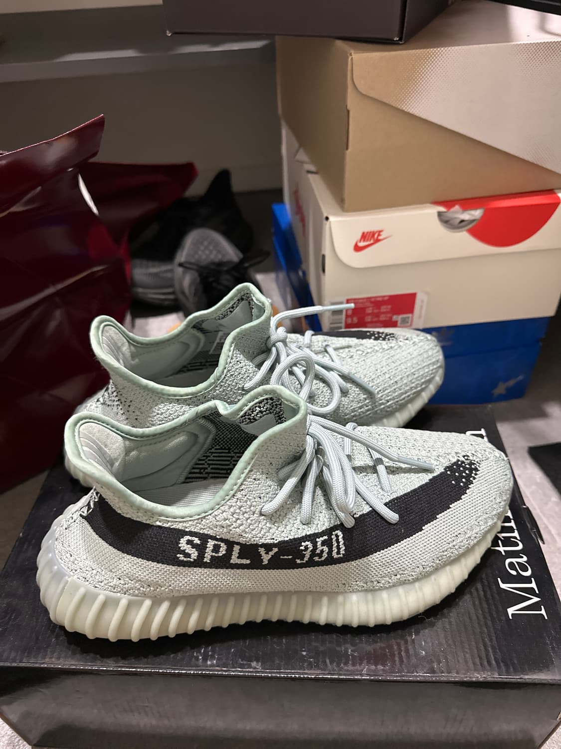 Adidas Yeezy Boost 350 V2 Salt Core Blac 상품이미지2
