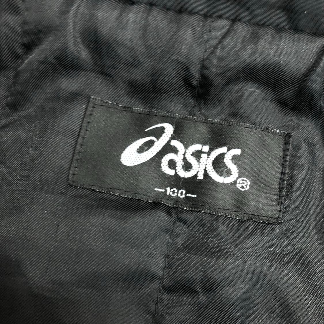 아식스 00s 바람막이 점퍼 상품이미지5