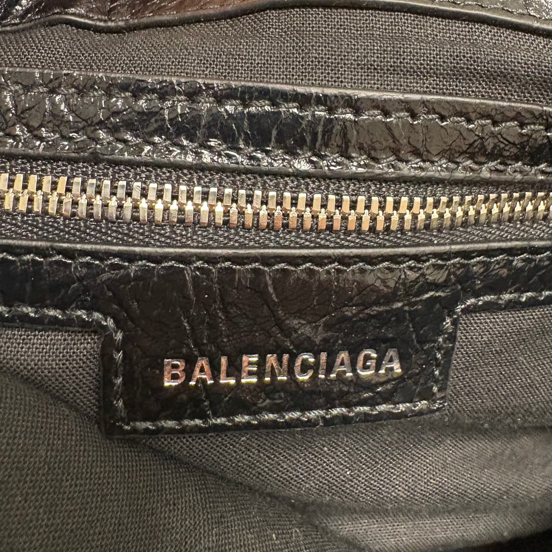 발렌시아가 르카골 플랩백 xs 상품이미지3