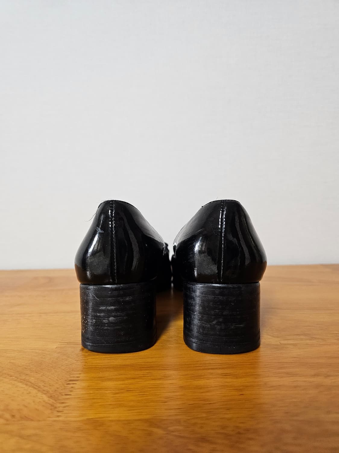 [신발정리] 살바토레 페라가모 바라 리본 페이턴트 펌프스 (225-230 상품이미지2