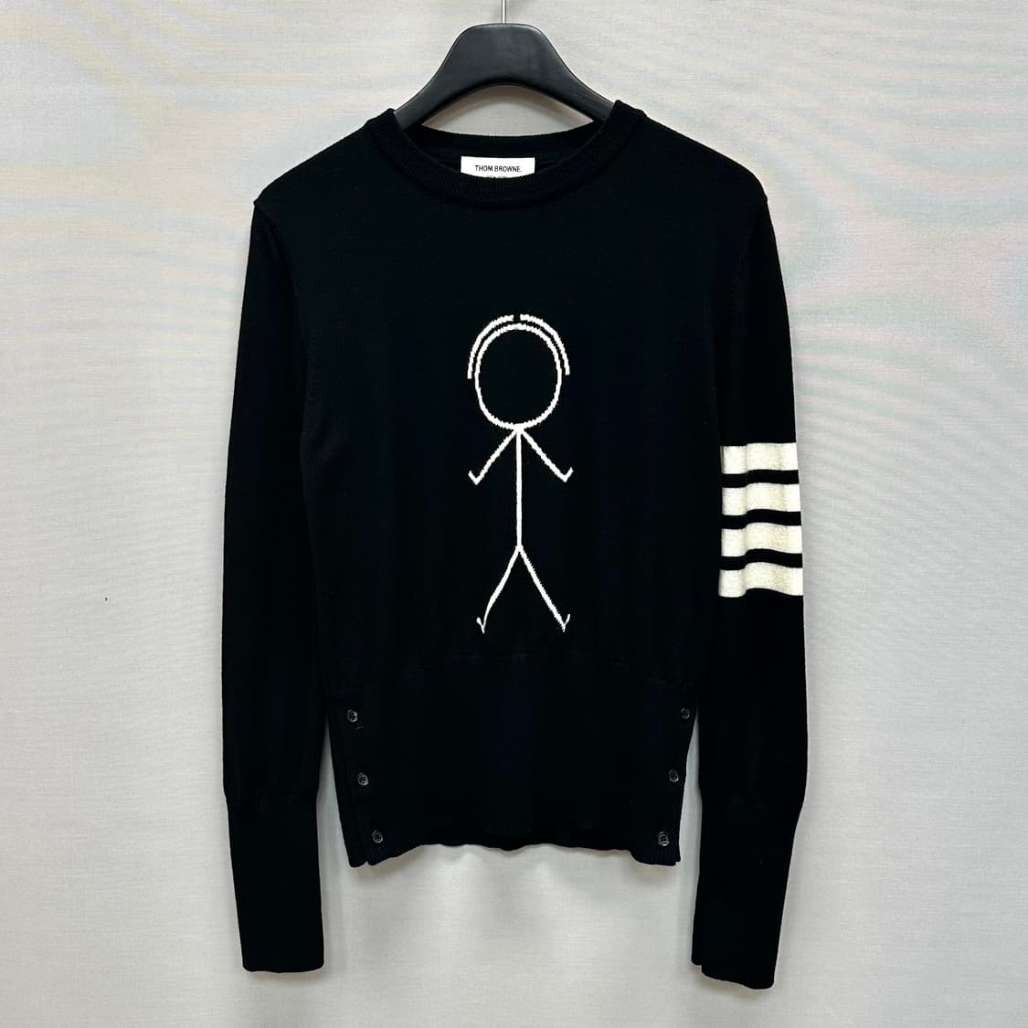 톰브라운 인타르시아 사선완장 울 니트 ( 2 ) 상품이미지1