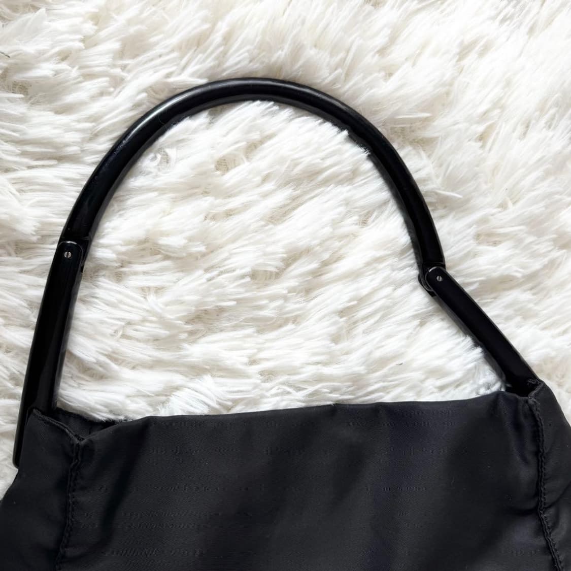 프라다 로고플레이트 나일론 토트백 상품이미지7