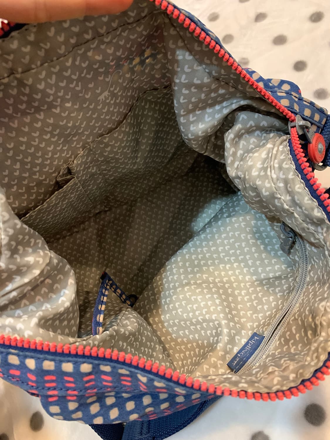 키플링 패턴 크로스백 상품이미지3