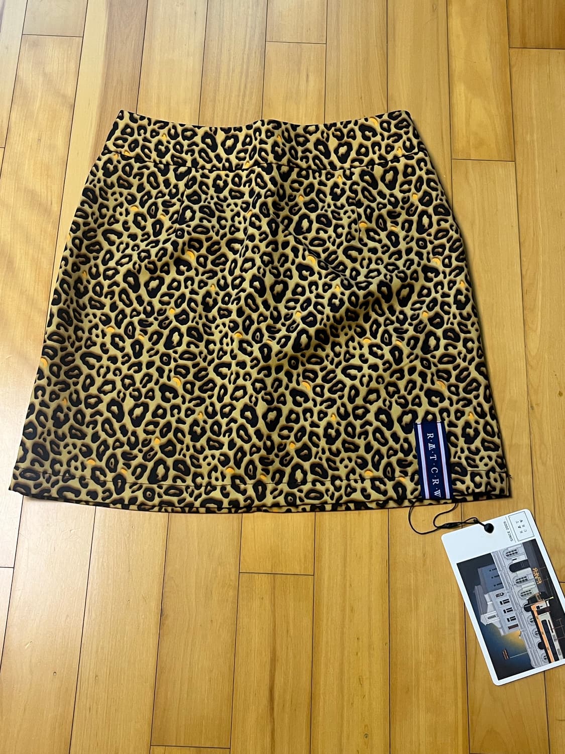 로맨틱크라운 호피 스커트 상품이미지1