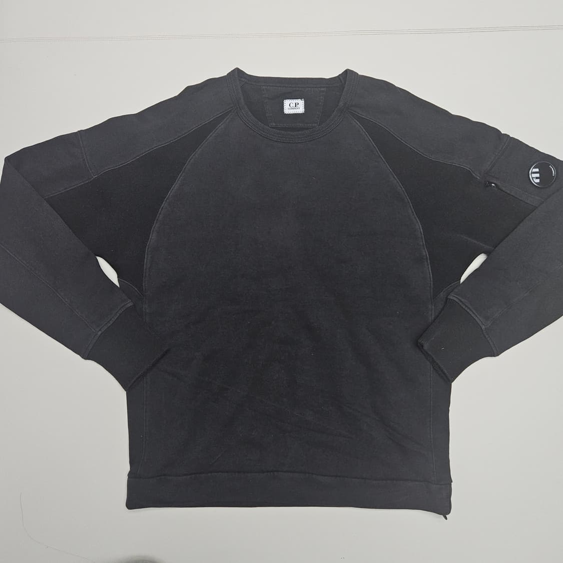 (무료배송) CP컴퍼니 블랙 고글 맨투맨 티셔츠(MSS045A) / XL 상품이미지1