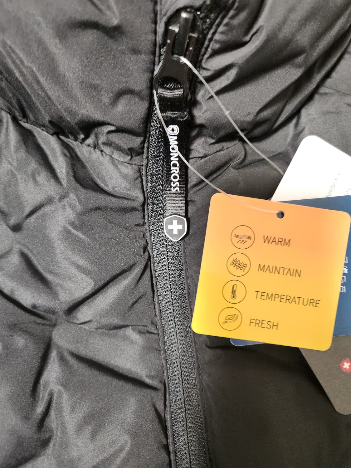 택새상품)MONCROSS 발수#방풍 기능성 경량패딩 사이즈115

  상품이미지9