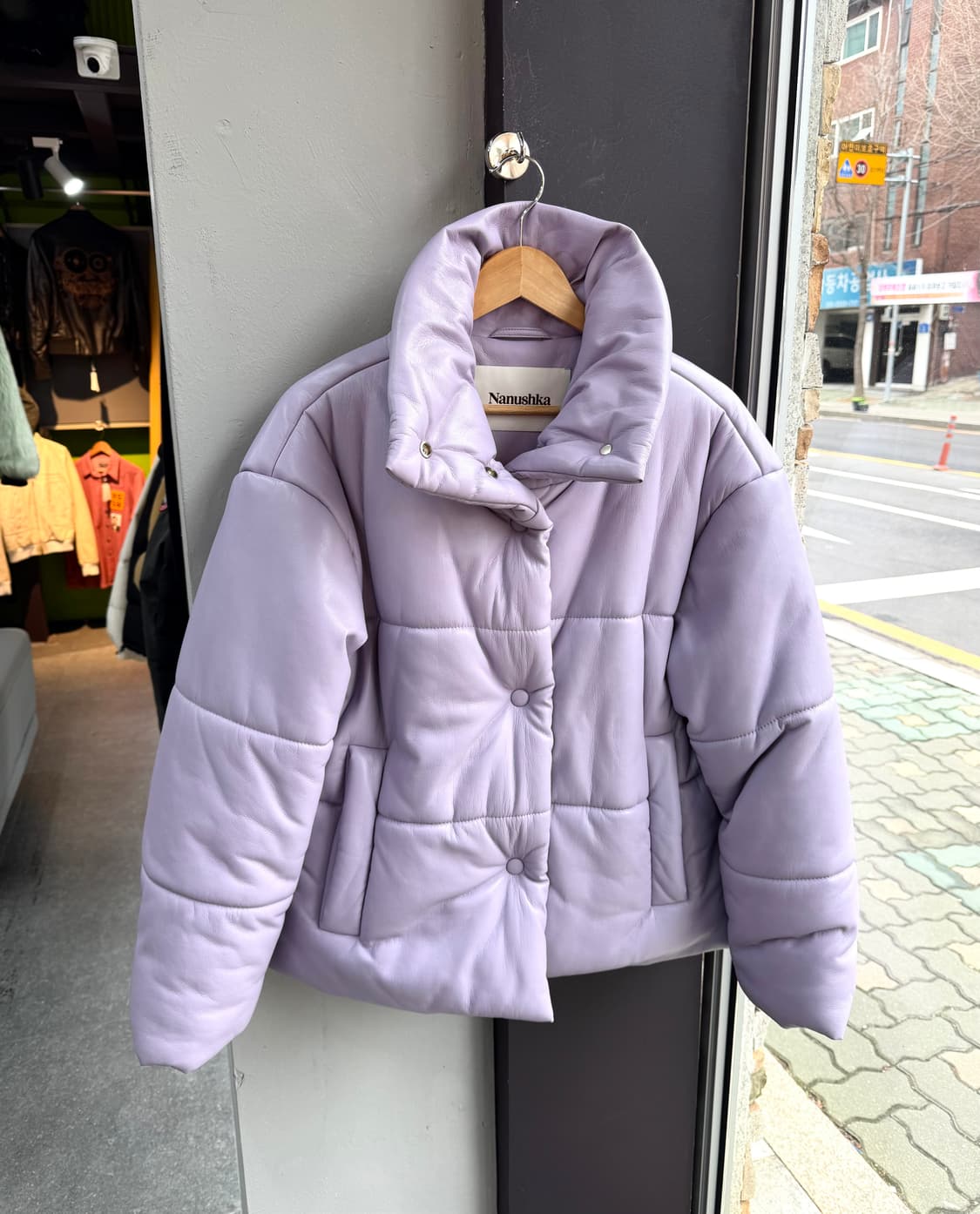 S/ 나누슈카 에코레더 하이드 패딩 점퍼 상품이미지3