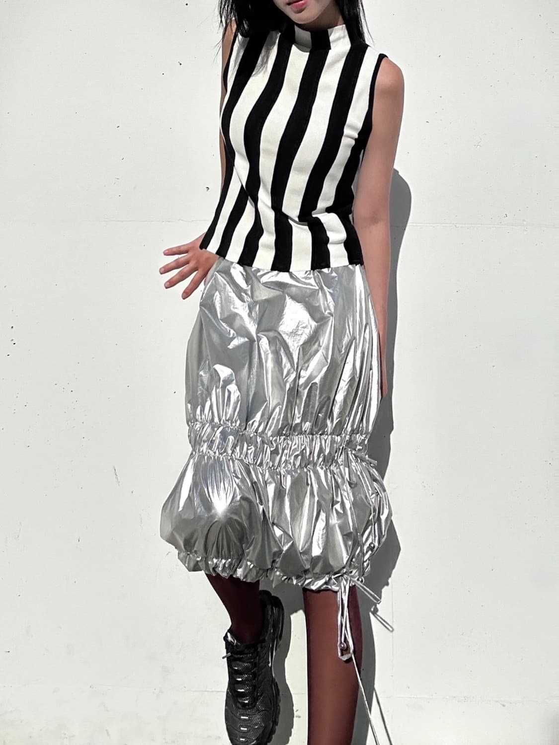 Stripe high neck knit / black & white  상품이미지4