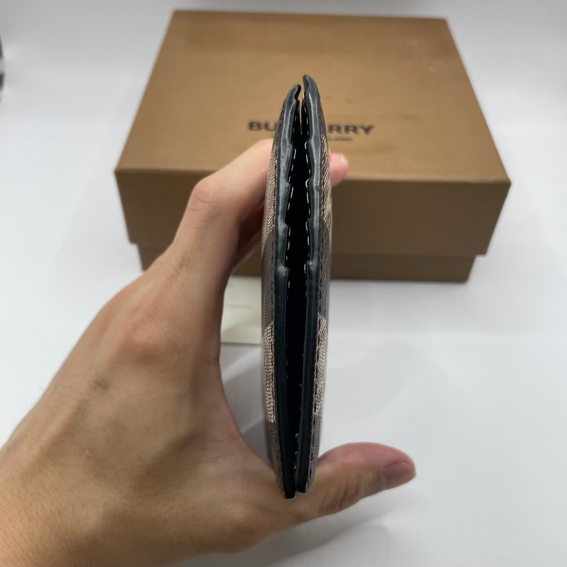 버버리 체크 캔버스 반지갑 상품이미지5