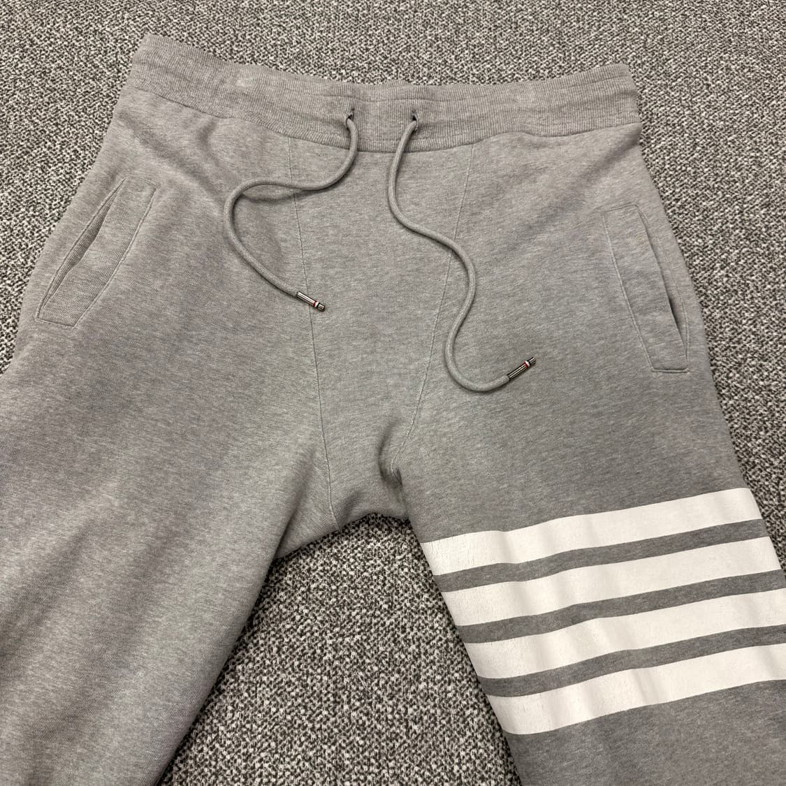 3 톰브라운 4선 스웻 코튼 조거 팬츠 트레이닝 바지 상품이미지3