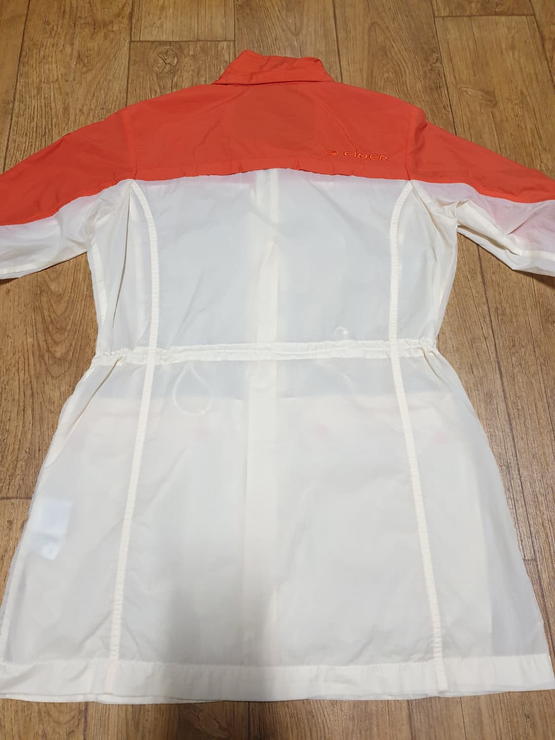 1056 아이더 아웃도어 바람막이 90 사이즈입니다 상품이미지5