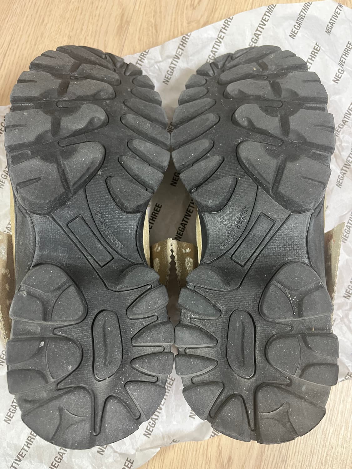 밀로아카이브 네거티브쓰리 크레센도 데저트 부츠 베이지 상품이미지3