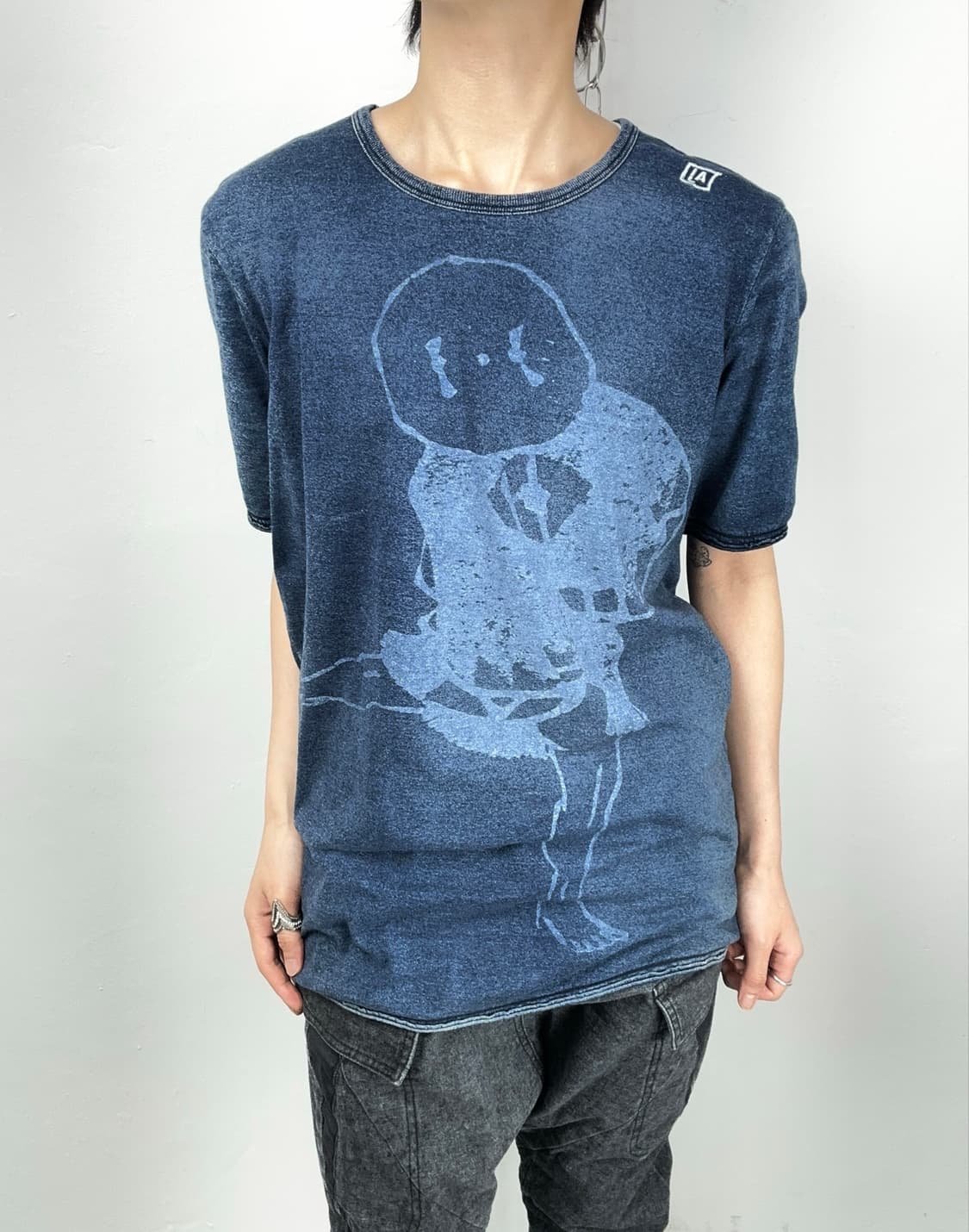 Armani Jeans Indigo Wash Graphic T-Shirt 상품이미지1