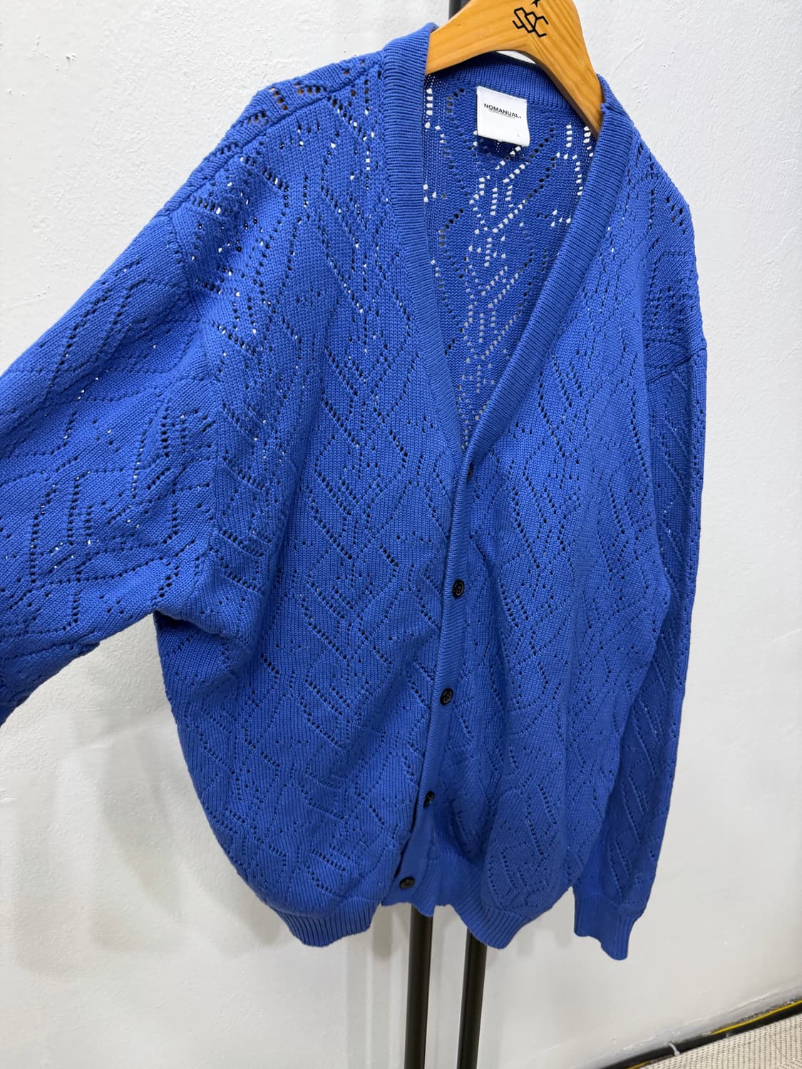 정품) 노매뉴얼 25ss 블루 아가일 니트 가디건 L 상품이미지2