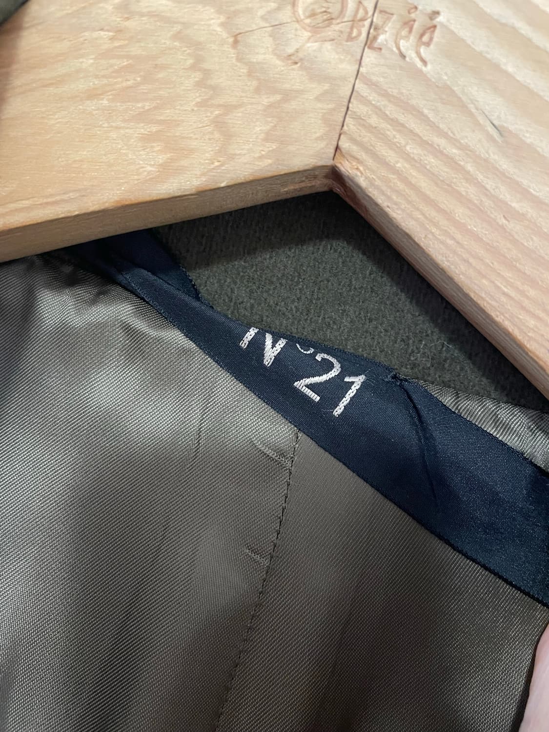 N21 런웨이 카키 럭셔리 울 코트 / 48(103-105) 사이즈 /  상품이미지3