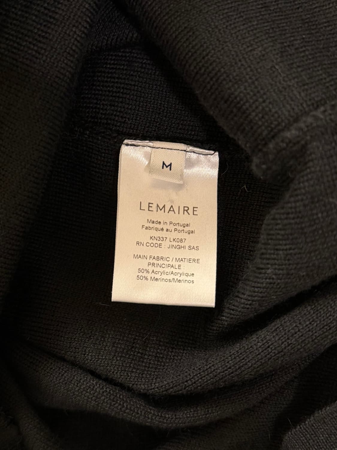 르메르 트위스티드 가디건 블랙 상품이미지4