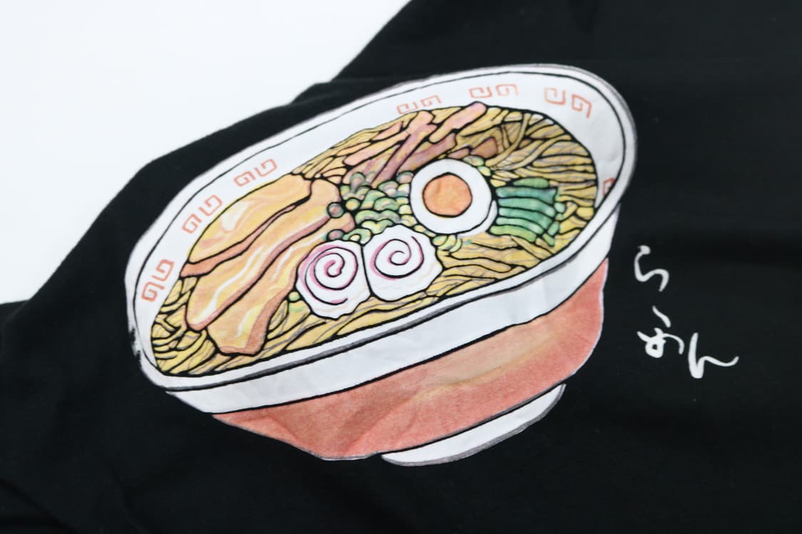 라멘 일러스트 그래픽 블랙 반팔 티셔츠 상품이미지4