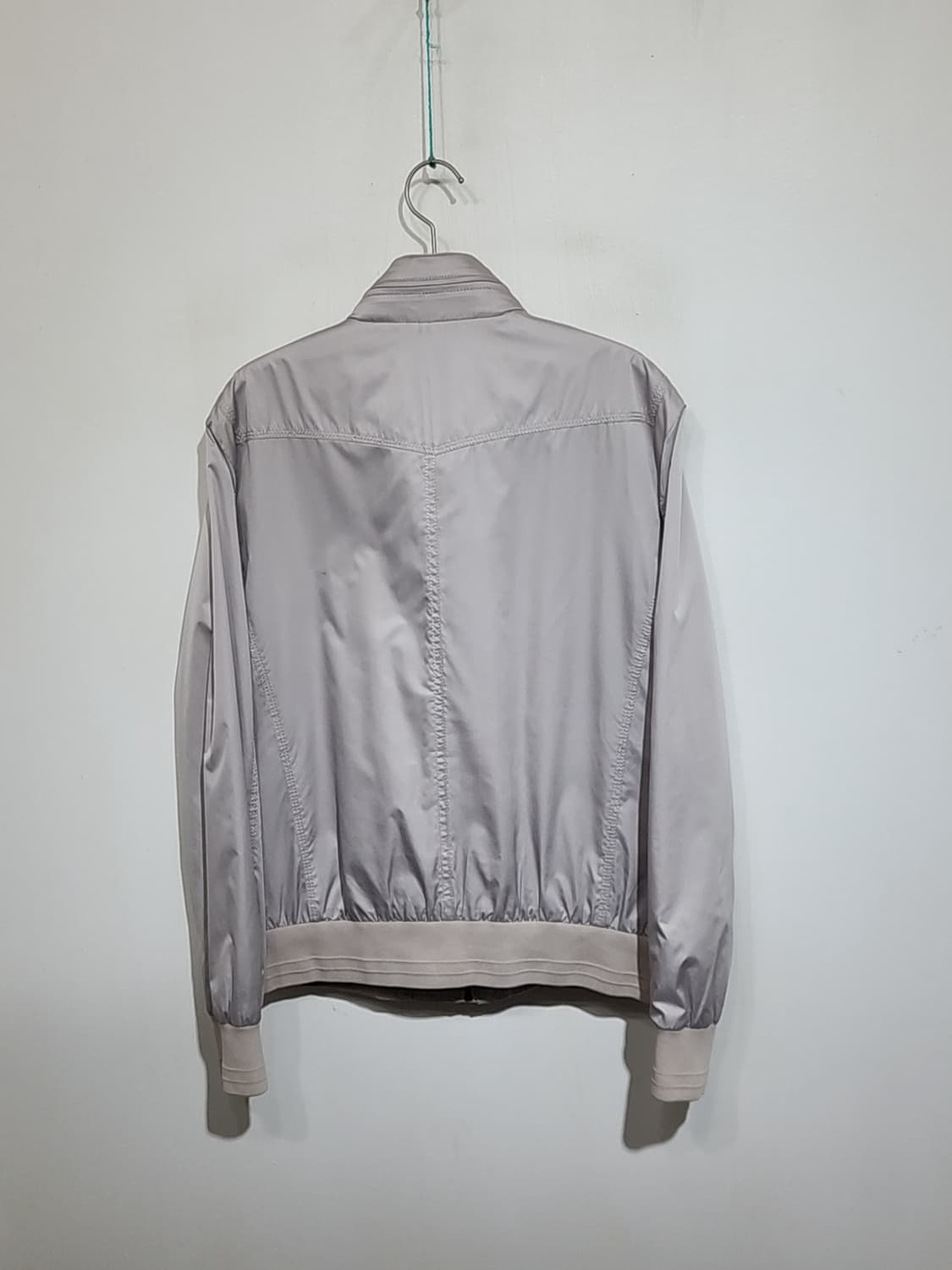 (100) 헤지스 블루종 점퍼 하이넥 로고 자켓  상품이미지5