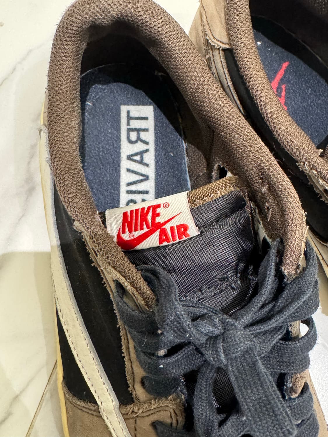 나이키 트래비스 스캇 에어 조던 1 로우 OG 모카 275cm 상품이미지5