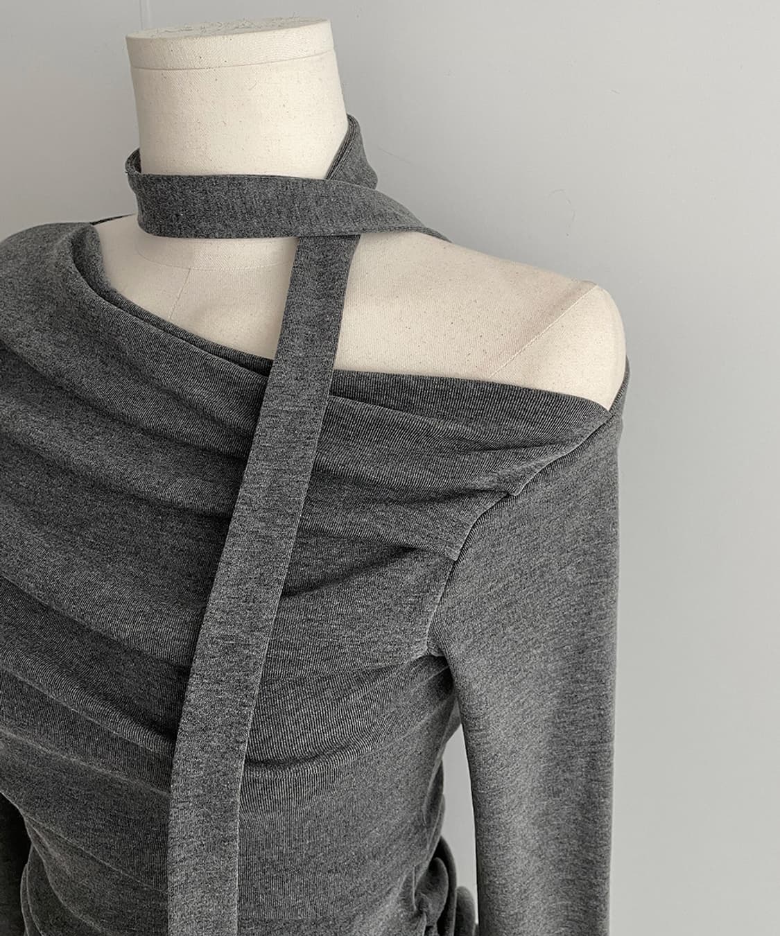 오프숄더 셔링 타이 원피스 상품이미지4