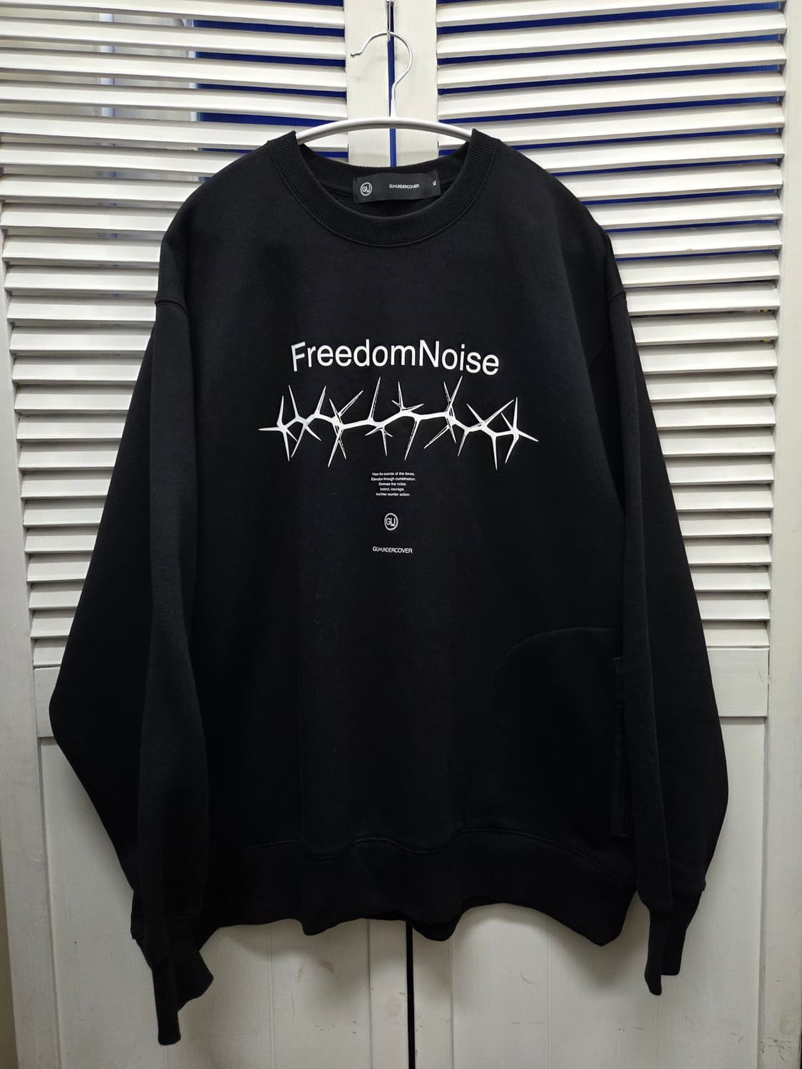 GU 언더커버 콜라보 한정판 맨투맨 상하의 세트 상품이미지1