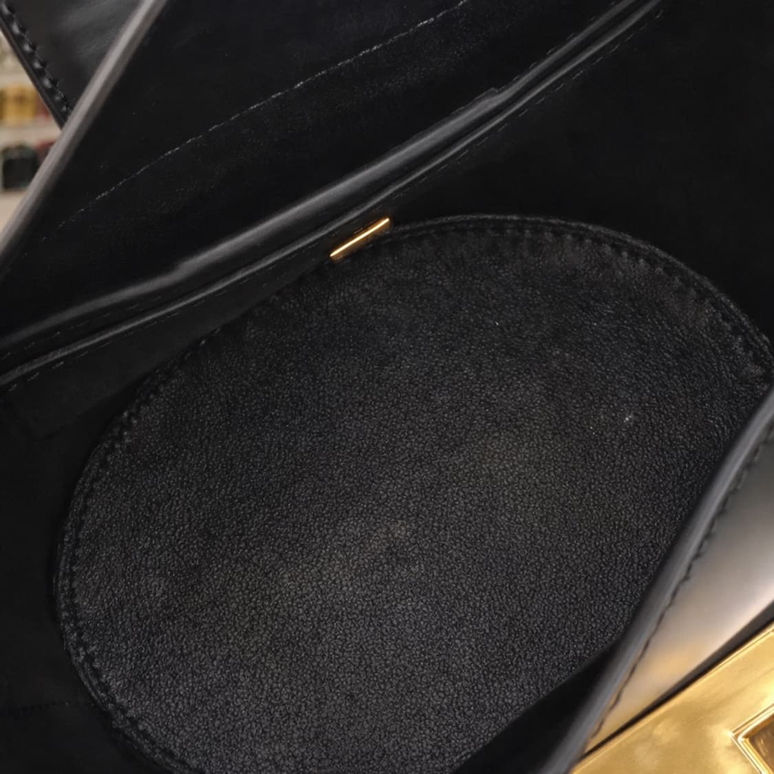 [A급] 페라가모 트리폴리오 숄더백 미니 판매합니다!!! 상품이미지3