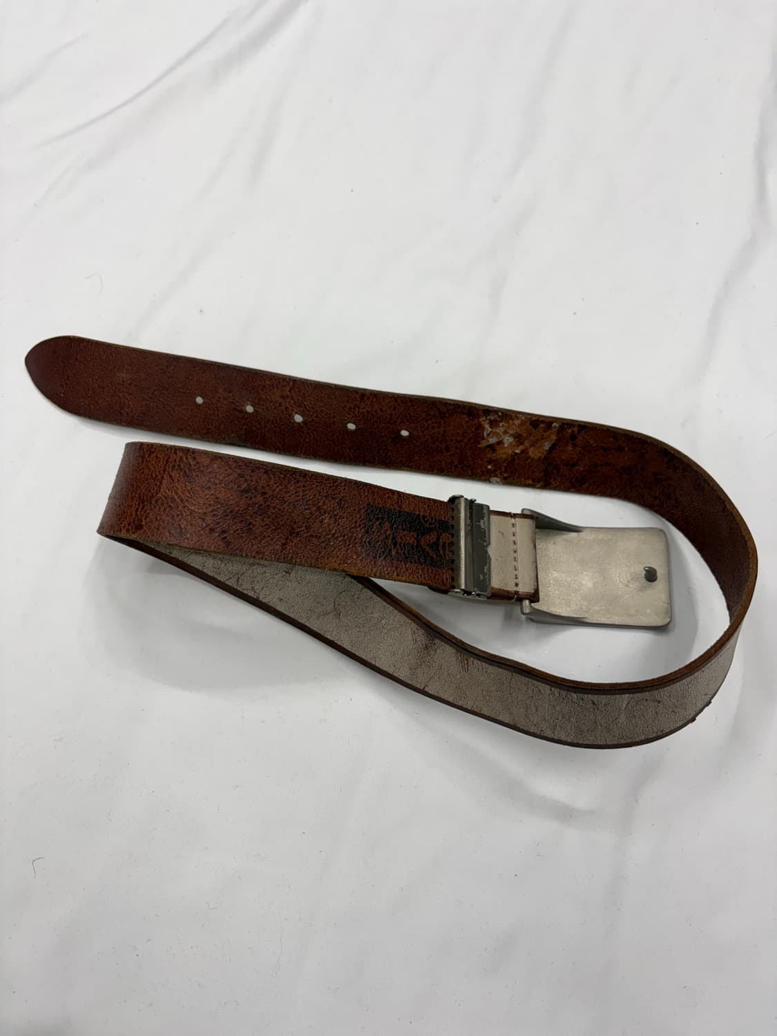 Levi’s 리바이스 빈티지 디스트레스드 레더 벨트 상품이미지4