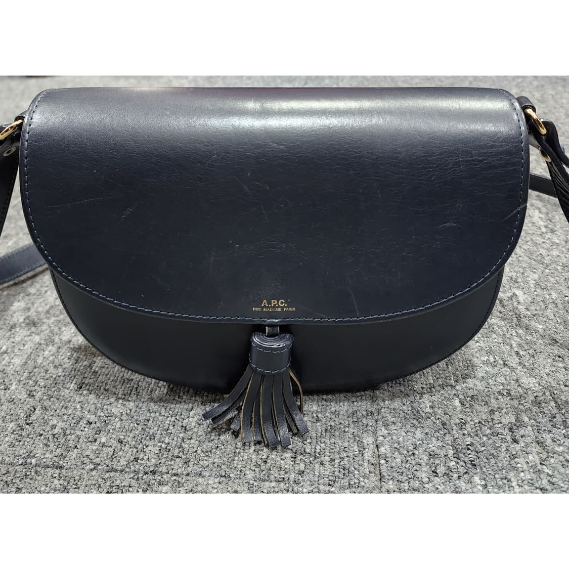 APC 아페쎄 다이안 테슬 크로스백 가방 상품이미지1