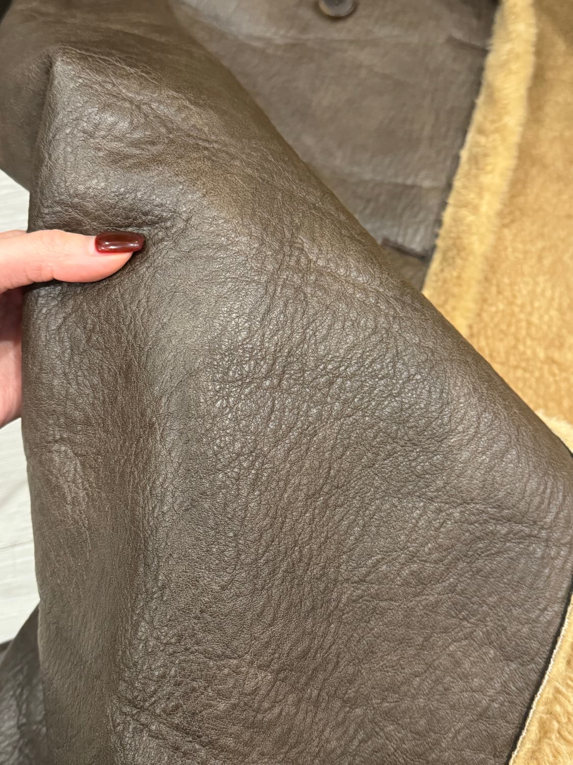 리버서블 무스탕 코트 상품이미지6