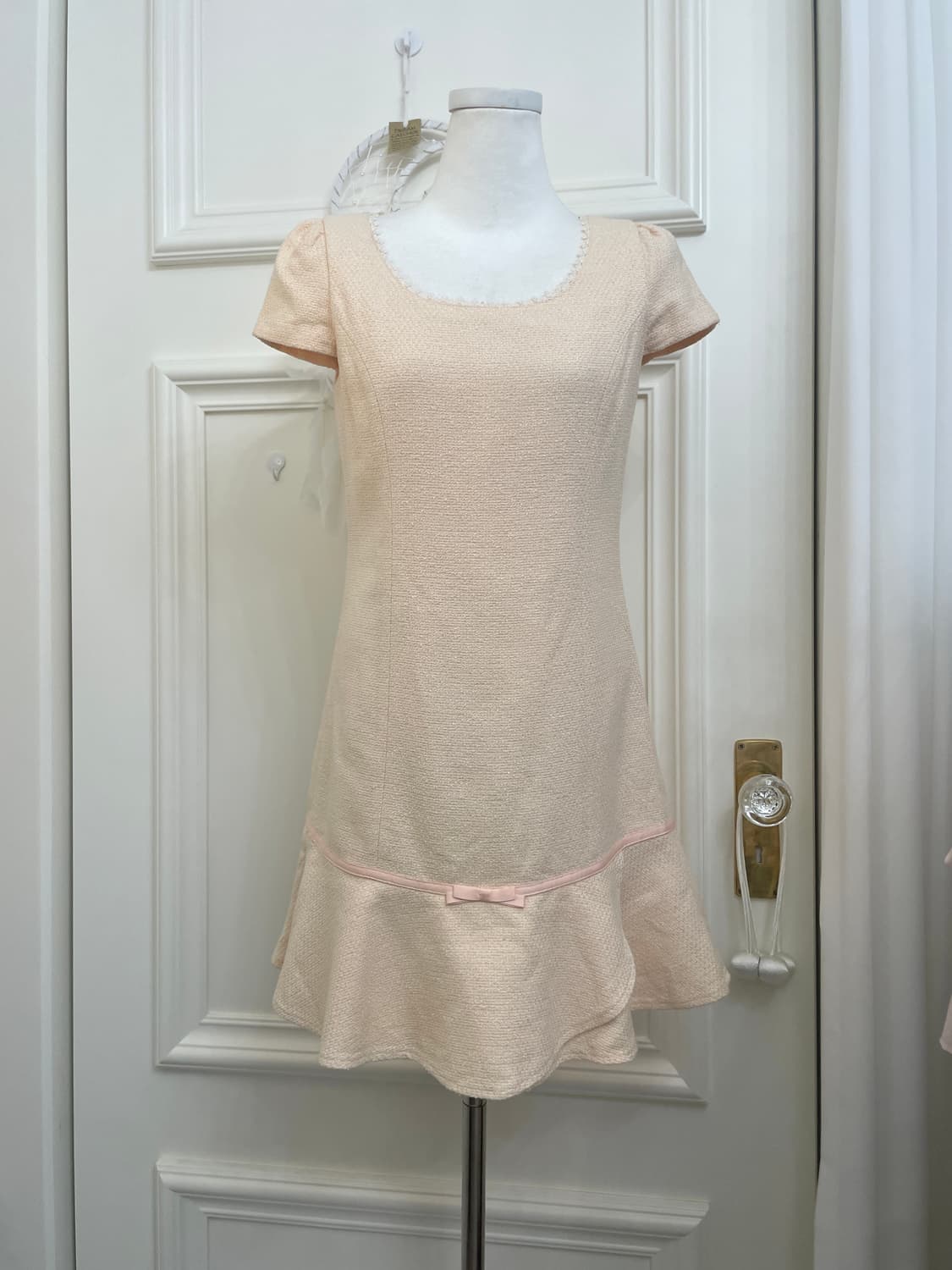 sheer coral twinkle tweed french sleeve 상품이미지1