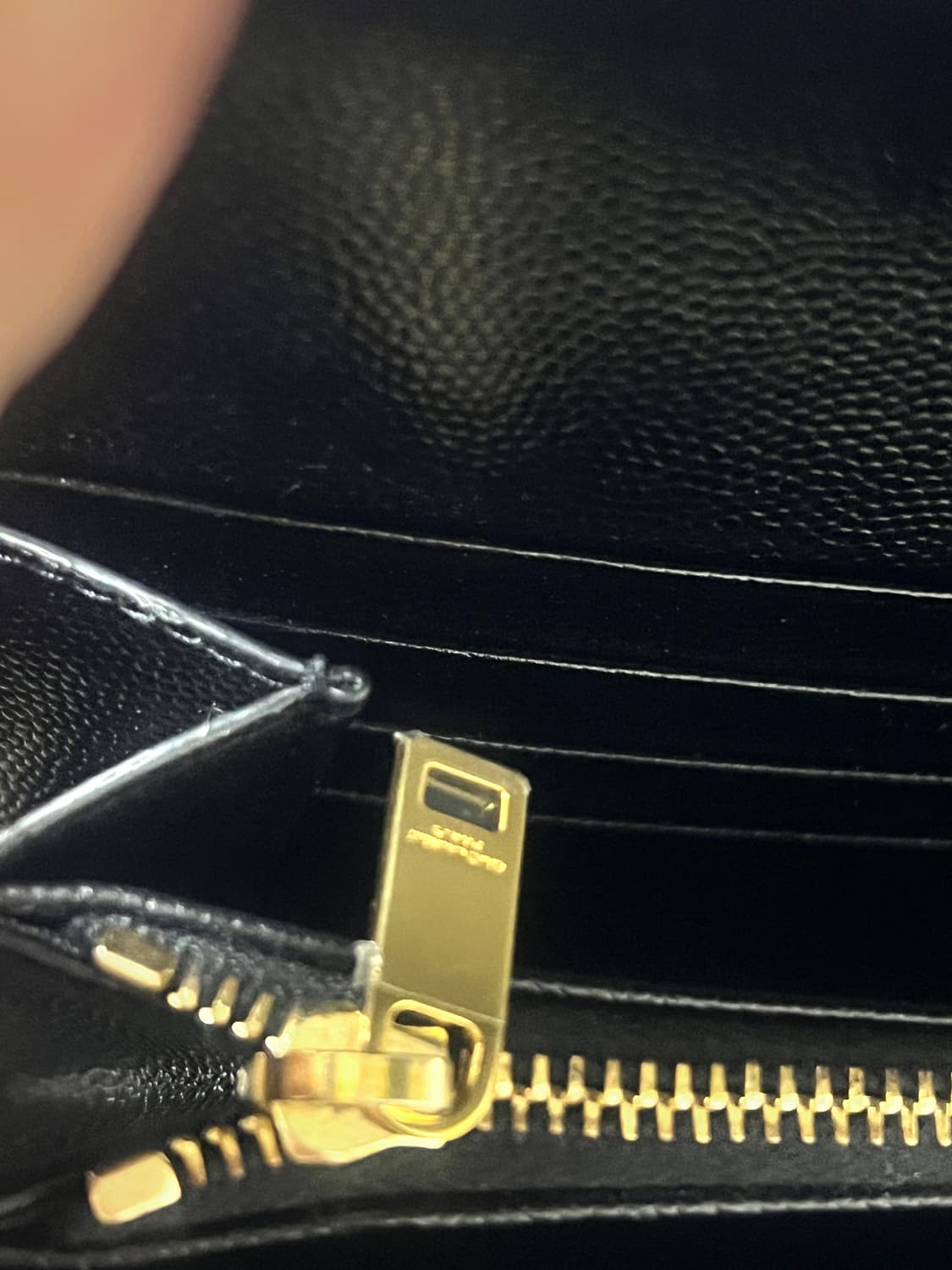 생로랑장지갑 상품이미지3