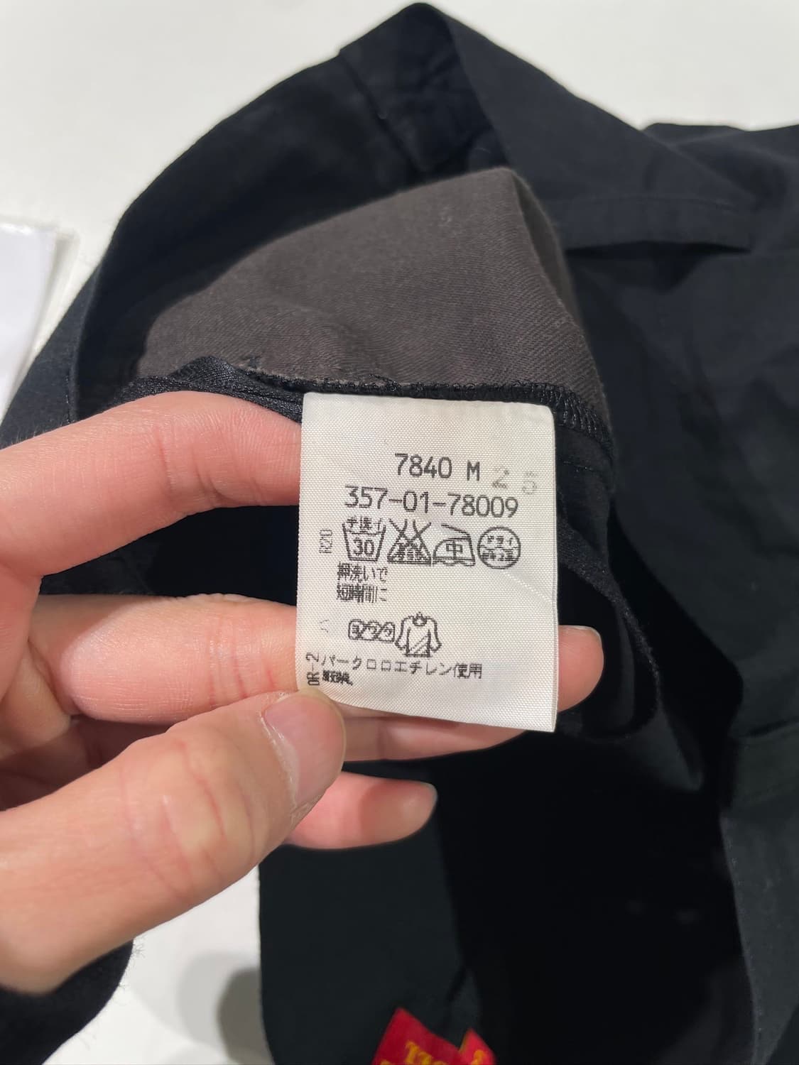 비비안 웨스트우드 레드라벨 블랙 백 포켓 코튼 하프 팬츠 상품이미지8