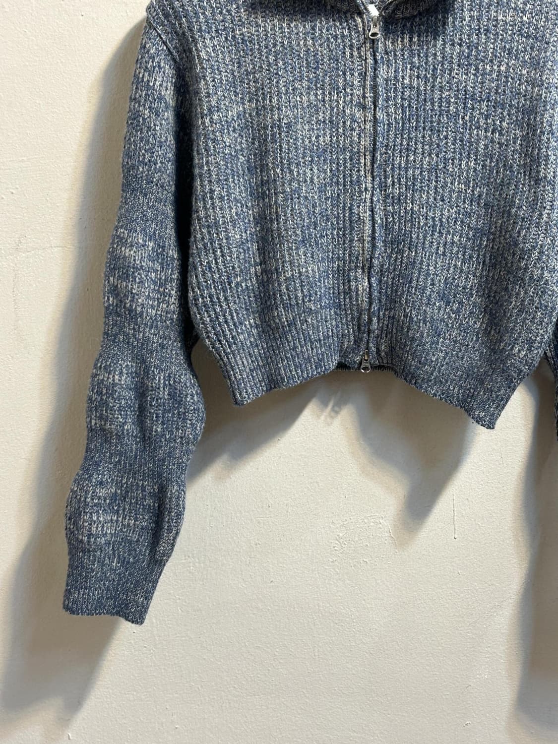 더일마 알파카 벌룬슬리브 크롭 집업 가디건 상품이미지4