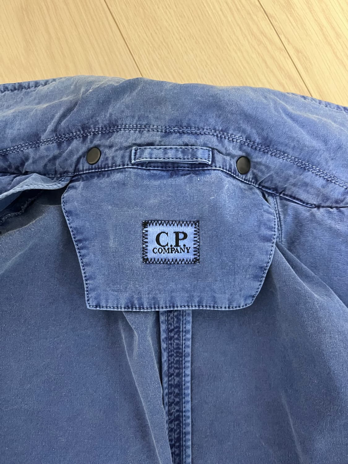cp컴퍼니 가먼트 다잉 자켓 상품이미지4