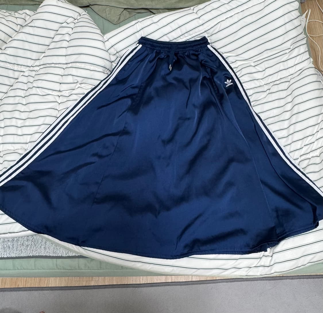 아디다스 스커트 상품이미지1