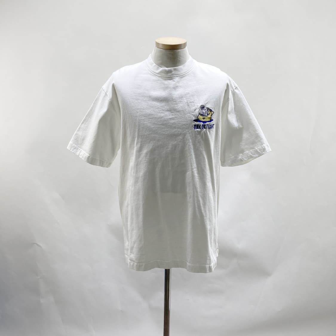 자라 남성캐쥬얼반팔티셔츠 화이트 L  상품이미지1