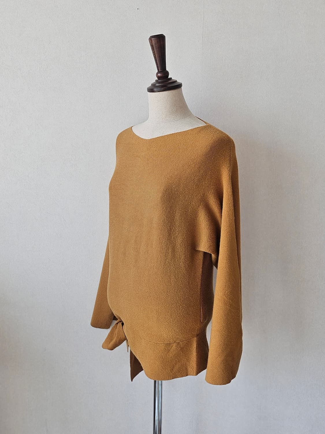 프리미엄 빈티지, 잔잔한 고급 무드 카멜 리본 니트 (LYNN) 상품이미지5