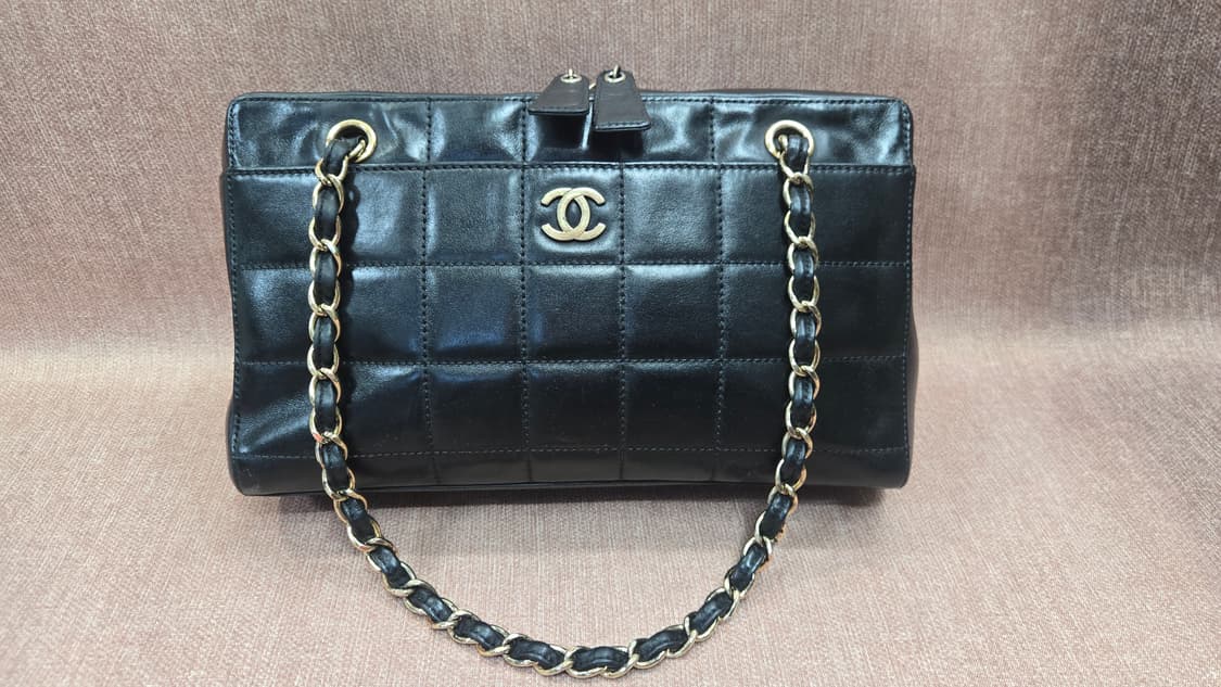 샤넬 정품  초코 바 숄더 체인백 상품이미지1