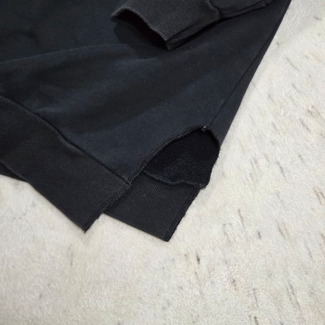 아디다스 약기모 사이드 트임 맨투맨 상품이미지6