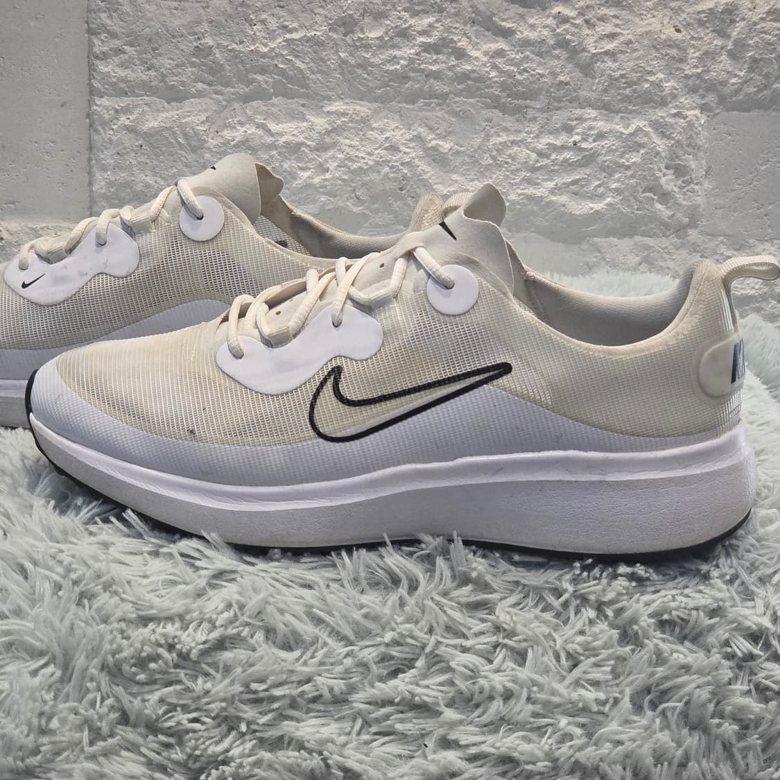 2q-18:나이키 아이콘 클래시 화이트 러닝 스니커즈 (250mm) 상품이미지2