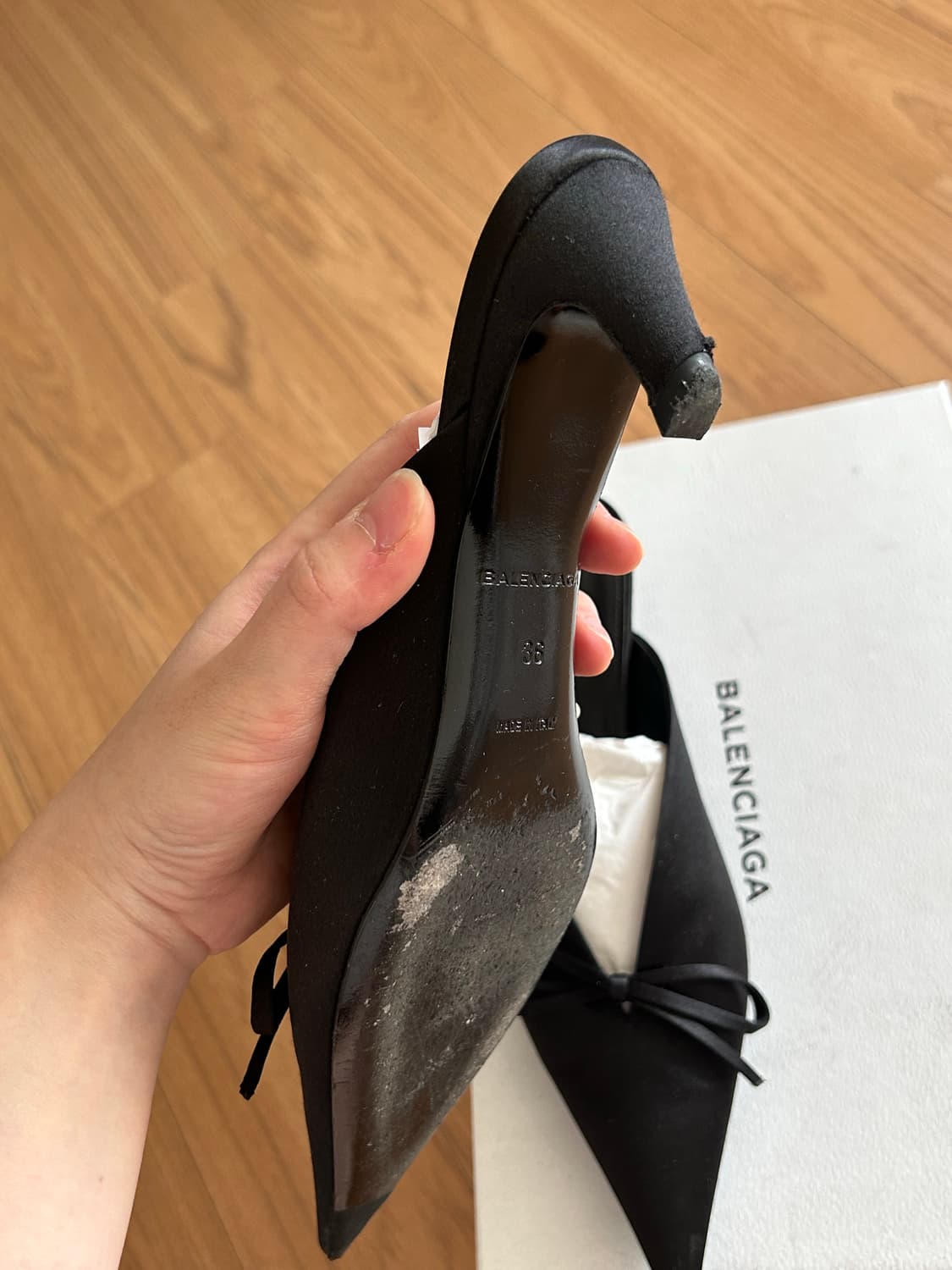발렌시아가 실크 펌프스  상품이미지4